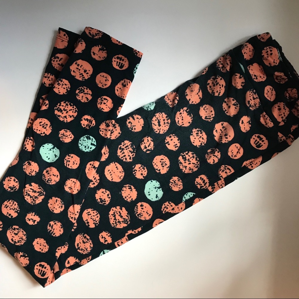 ⚡️3/$20⚡️LULAROE leggings OS